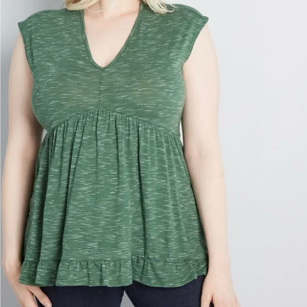 Trapeze tshirt with tie back